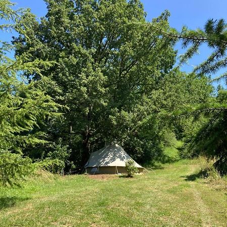 Tente Bivouac Option Bain Chauffee Au Bois Idrac-Respailles エクステリア 写真